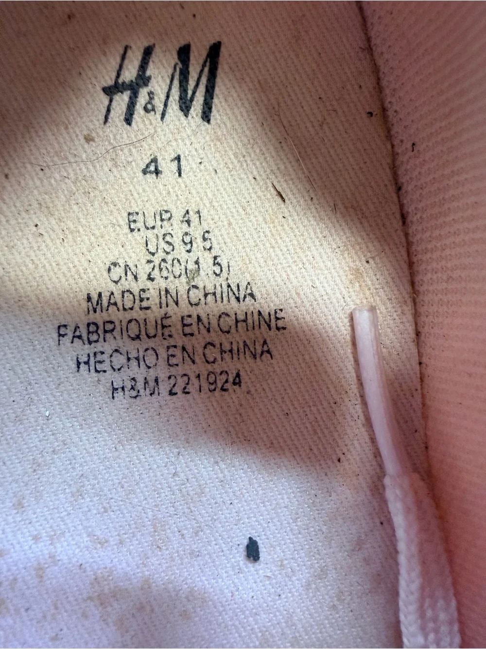 H&M Women's Light Pink Canvas Lace-Up Sneakers